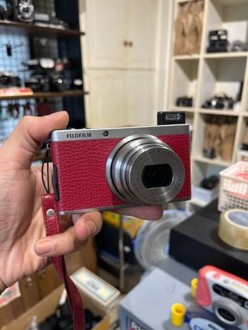  Fujifilm XF1 
