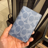  Ví Coach CardHolder Signature Canvas 