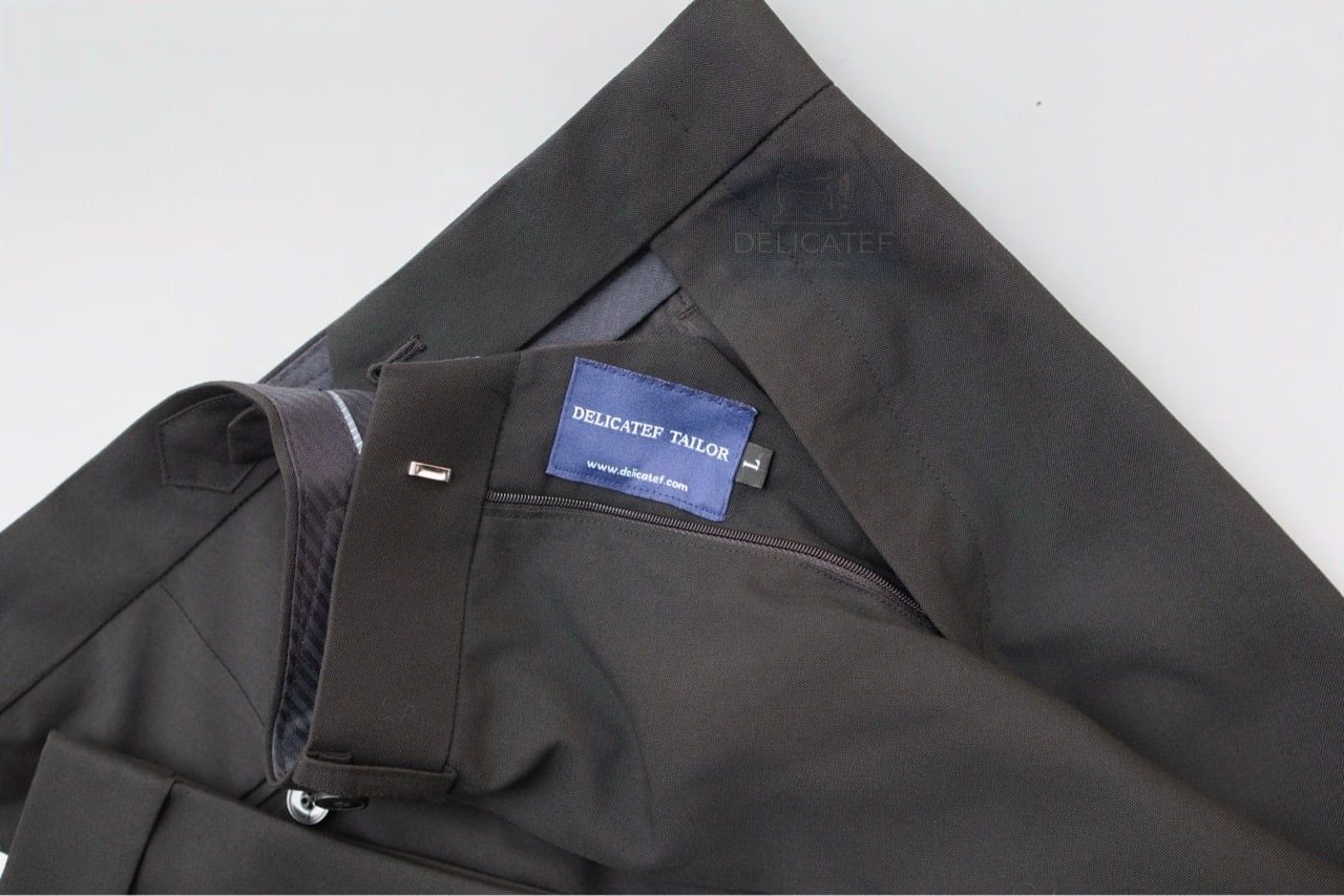  Quần Sidetab màu đen | Deep Black Sidetab Trousers 