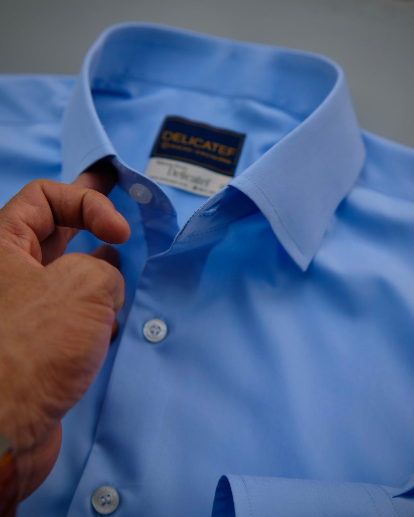  CHỐNG NHĂN | Sơ Mi Vải Bamboo Xanh Da Trời Trơn Đơn Giản 