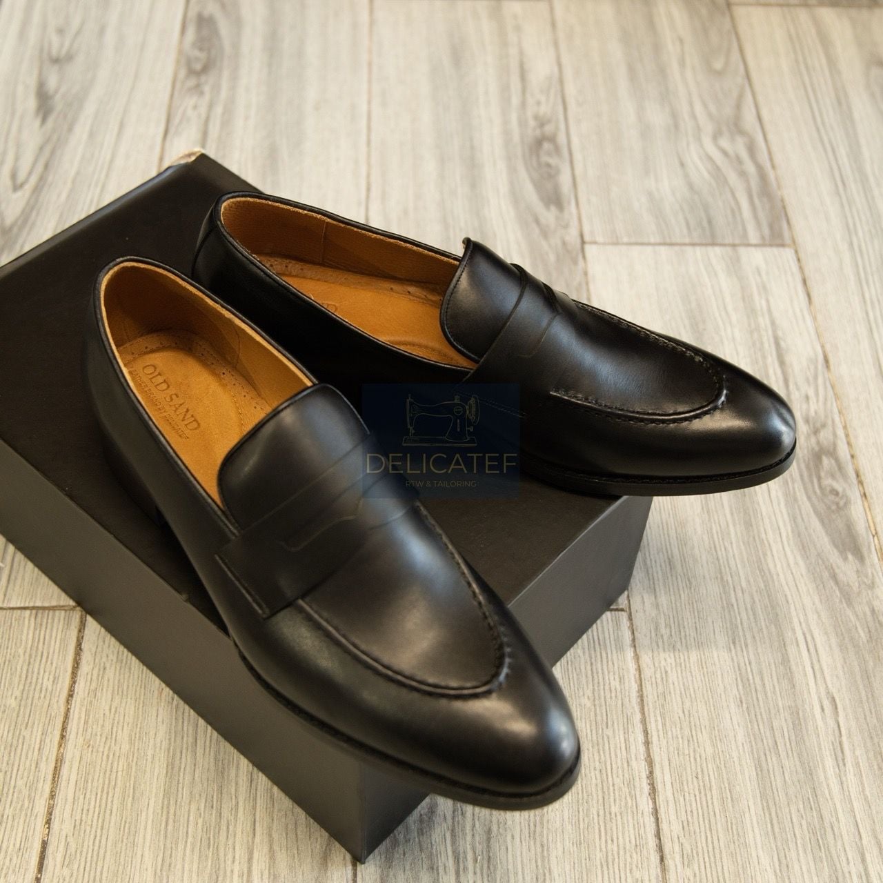  Giày Da Minimalist Penny Loafer – Black Leather 