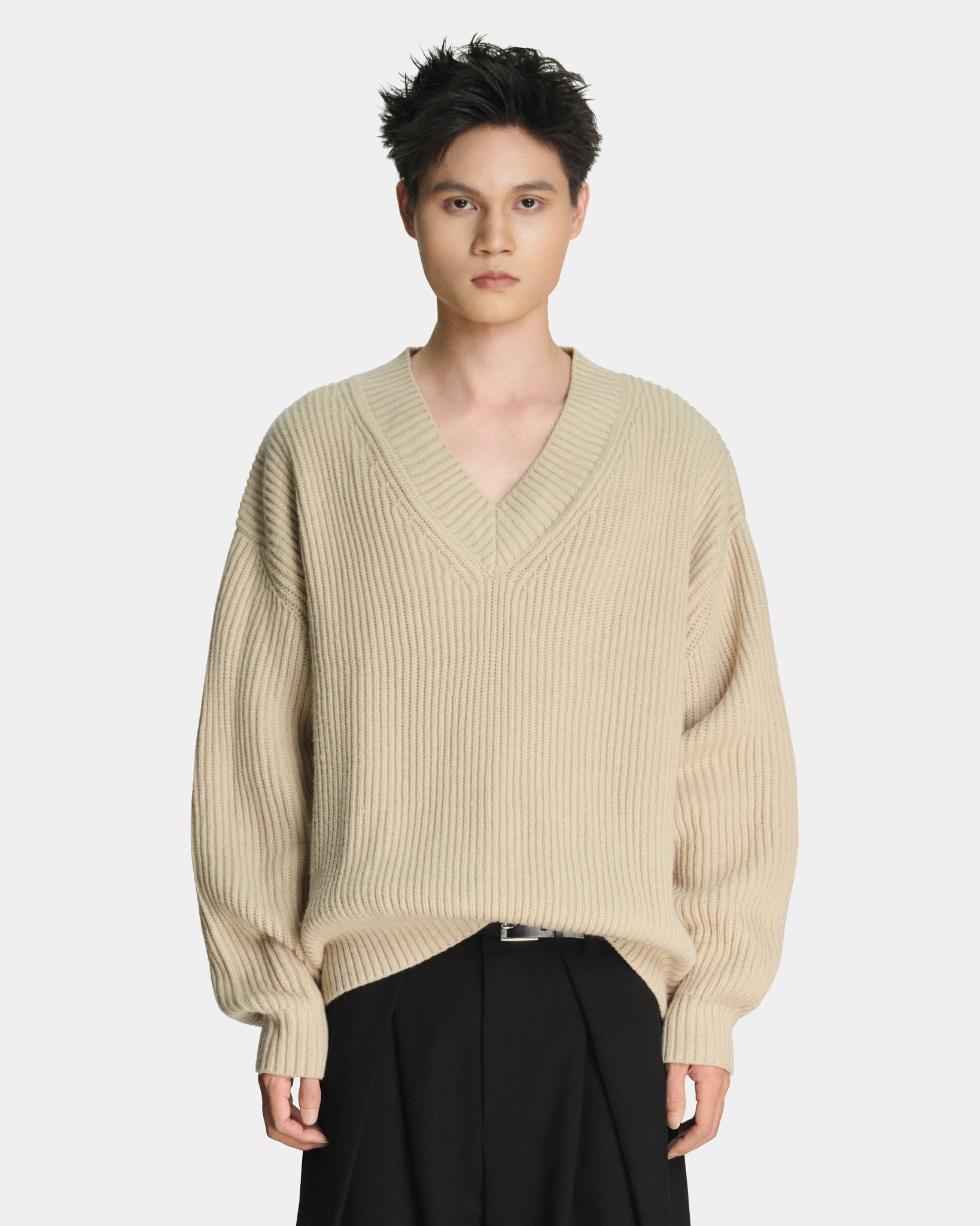 V KNIT SWEATER * cream 