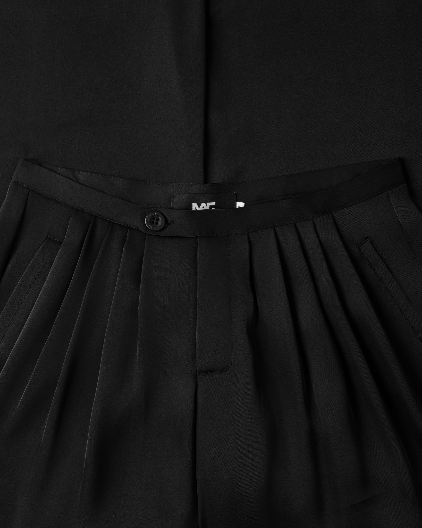  PLEAT SILK PANTS * black 