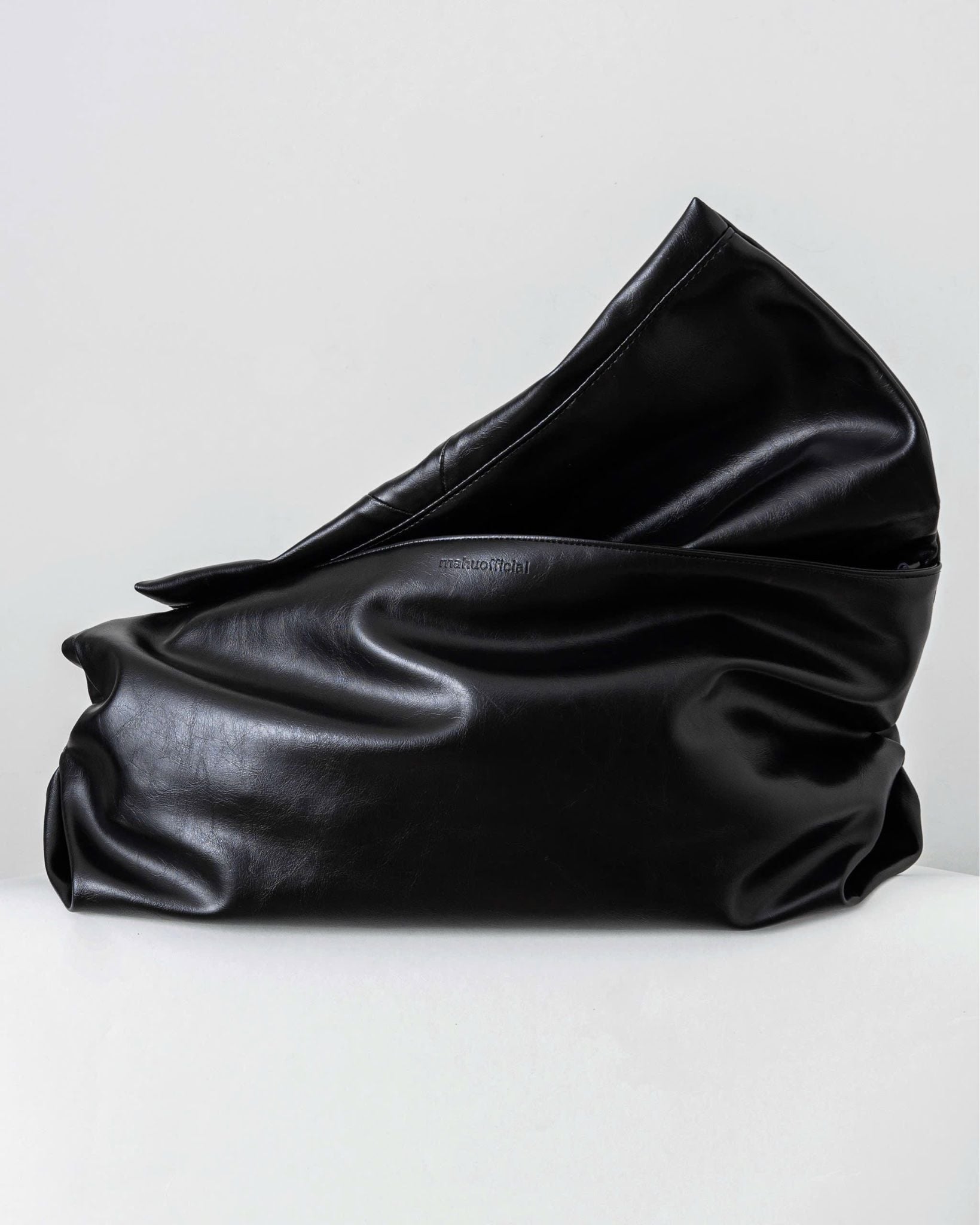  FOLDED LEATHER BAG 