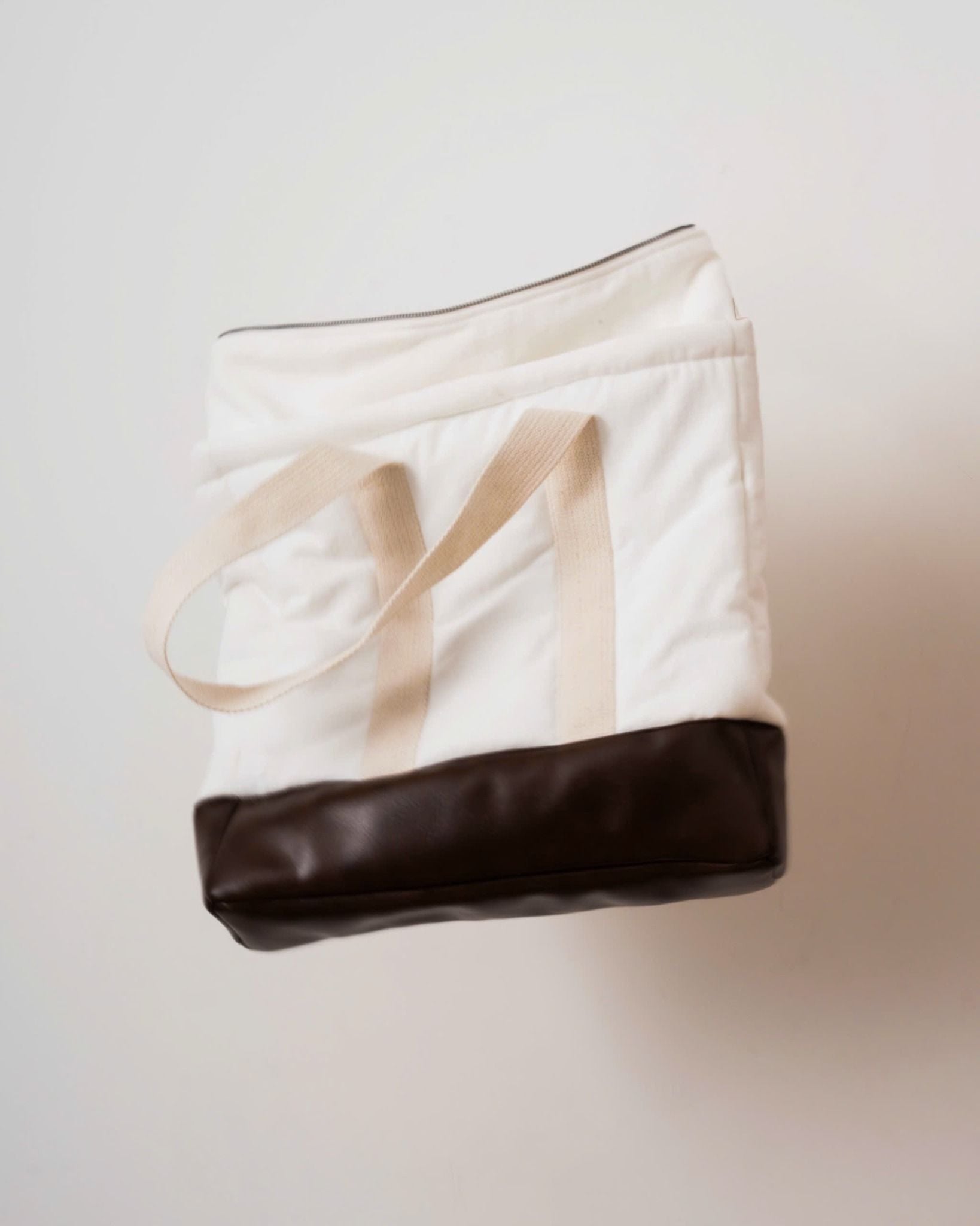  QUILTED TOTE BAG 