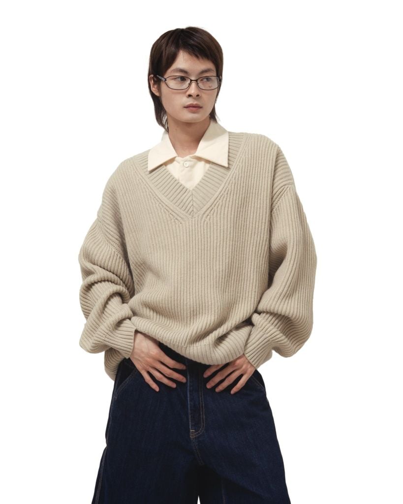  V KNIT SWEATER * cream 