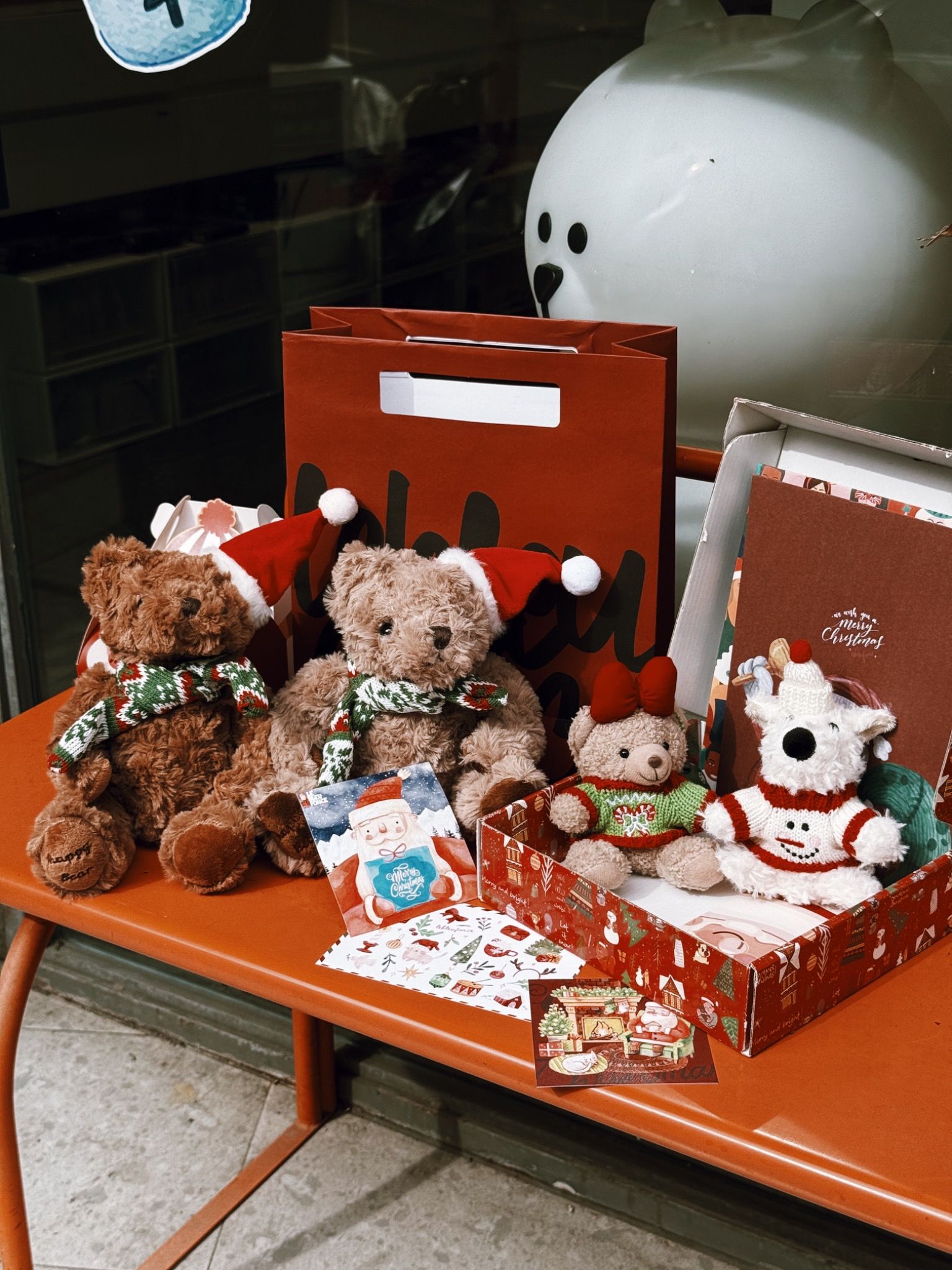  XMAS PLUSH BEAR & WHITE DOG KEYCHAIN 