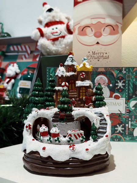  COOKIE CASTLE MUSIC BOX 