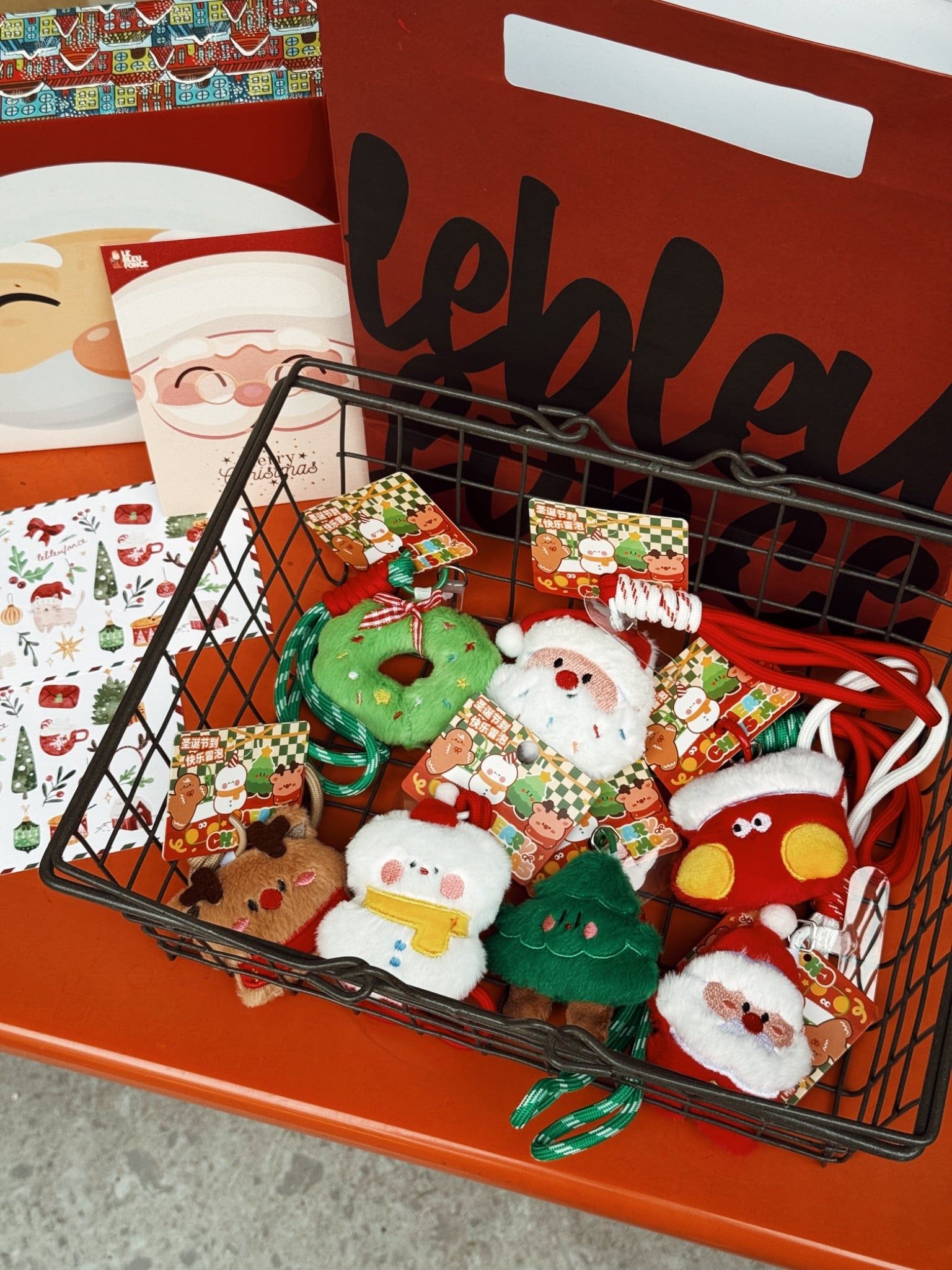  SET KEYCHAIN & DÂY ĐEO 