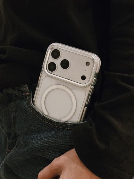  MAGSAFE PREMIUM CASE 