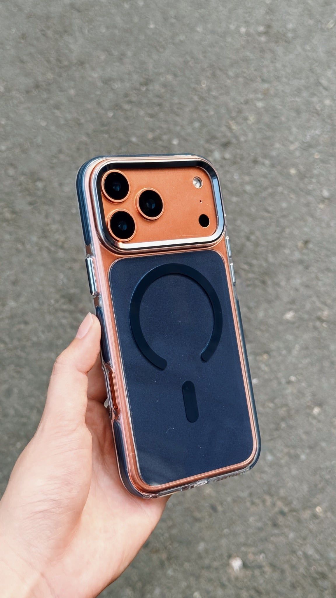  Pink/Black/White MAGSAFE CASE 