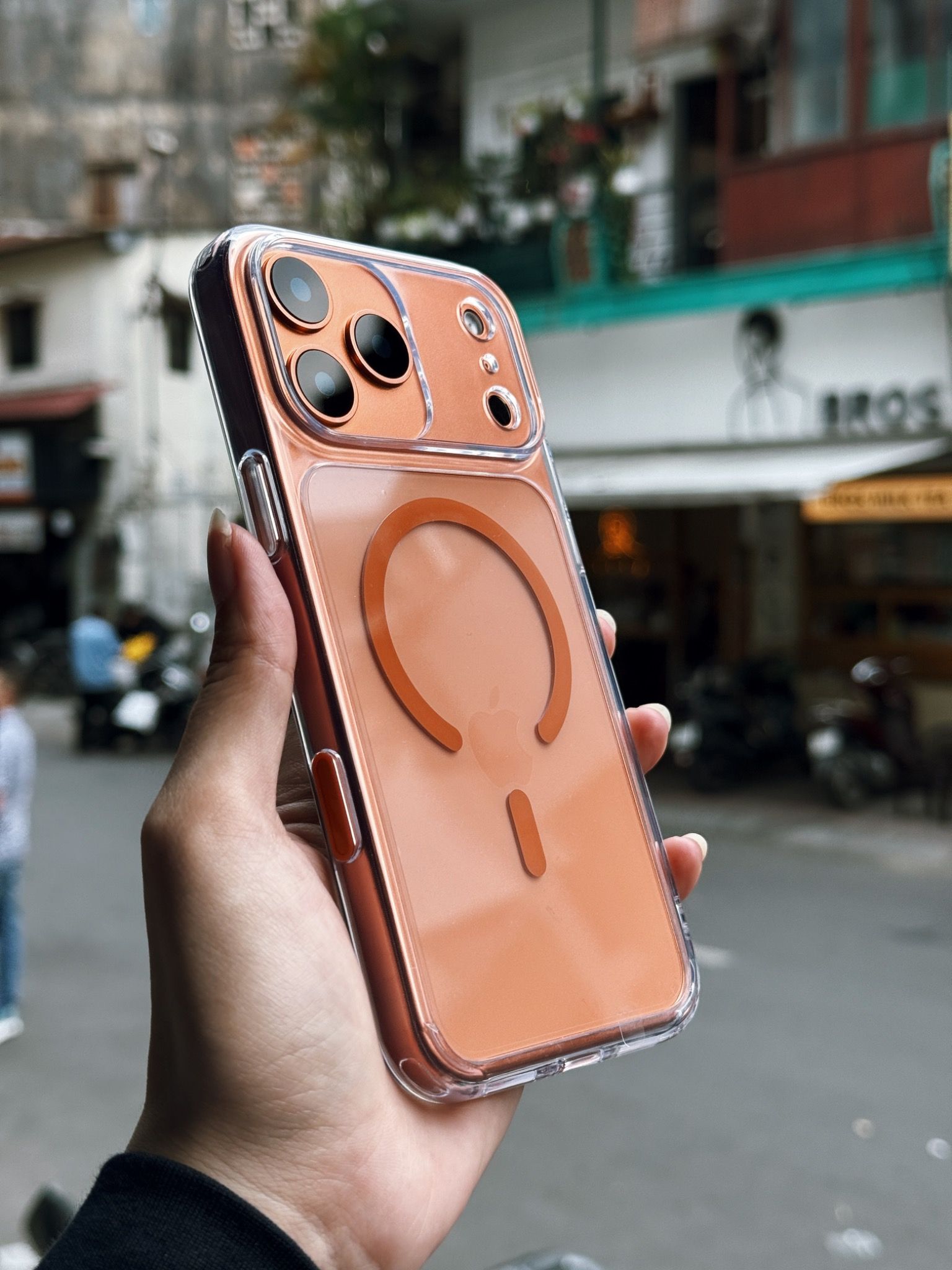  MAGSAFE CASE TRONG with Camera Control button (for iPhone 17) 
