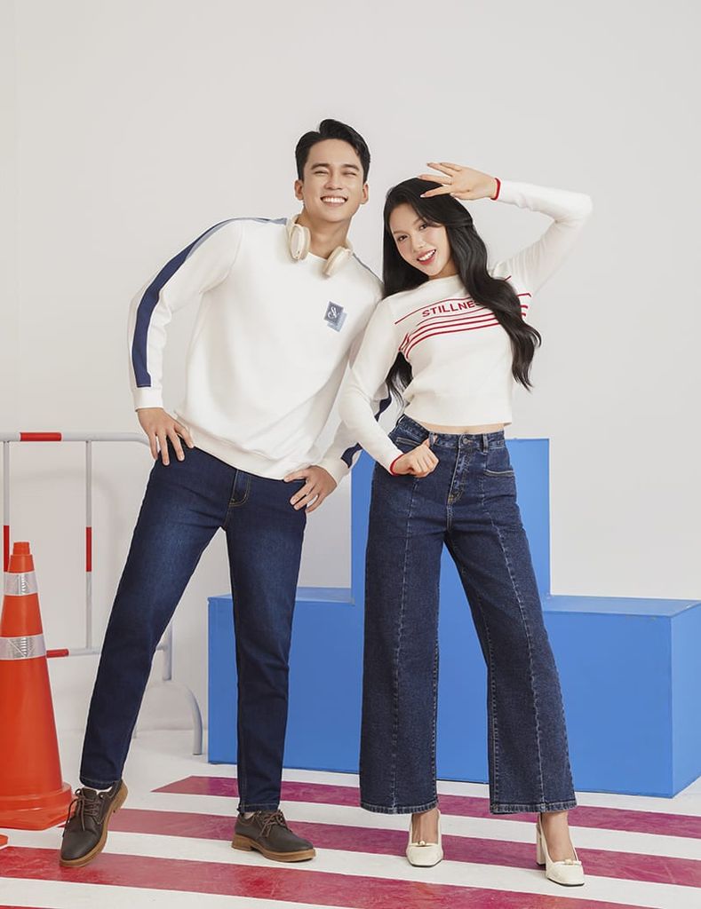 Áo len cổ tròn nữ dệt họa tiết ngang ngực