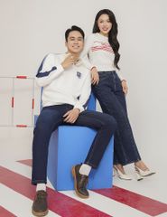 Áo len cổ tròn nữ dệt họa tiết ngang ngực