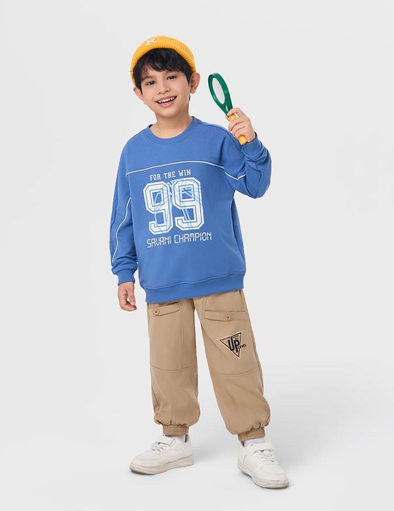 Áo nỉ cổ tròn bé trai hình in trước ngực