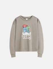 Áo nỉ cổ tròn bé trai hình in trước ngực