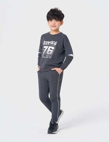 Bộ nỉ cổ tròn bé trai hình in trước ngực