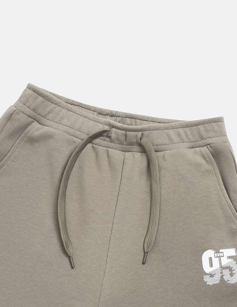 Bộ nỉ bé trai cổ tròn hình in trước ngực