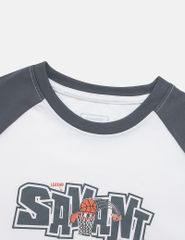 Áo thun dài tay bé trai cổ tròn hình in trước ngực