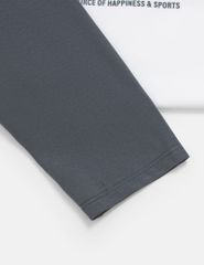 Áo thun dài tay bé trai cổ tròn hình in trước ngực