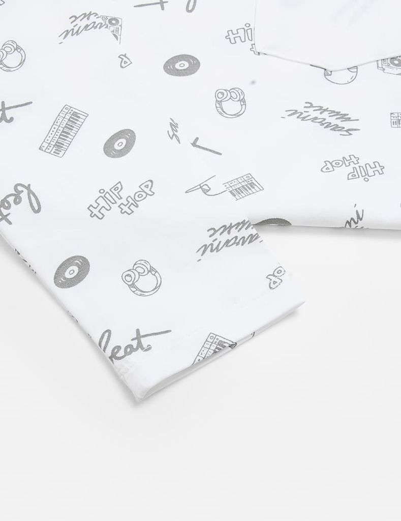 Áo thun dài tay bé trai cổ tròn