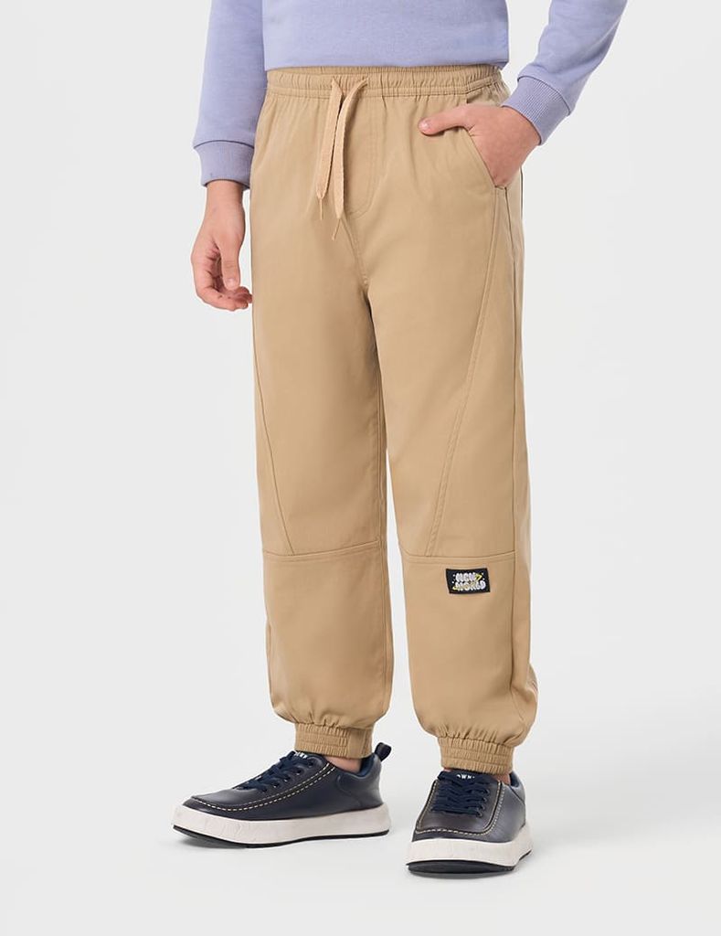 Quần khaki bé trai cạp chun bo gấu