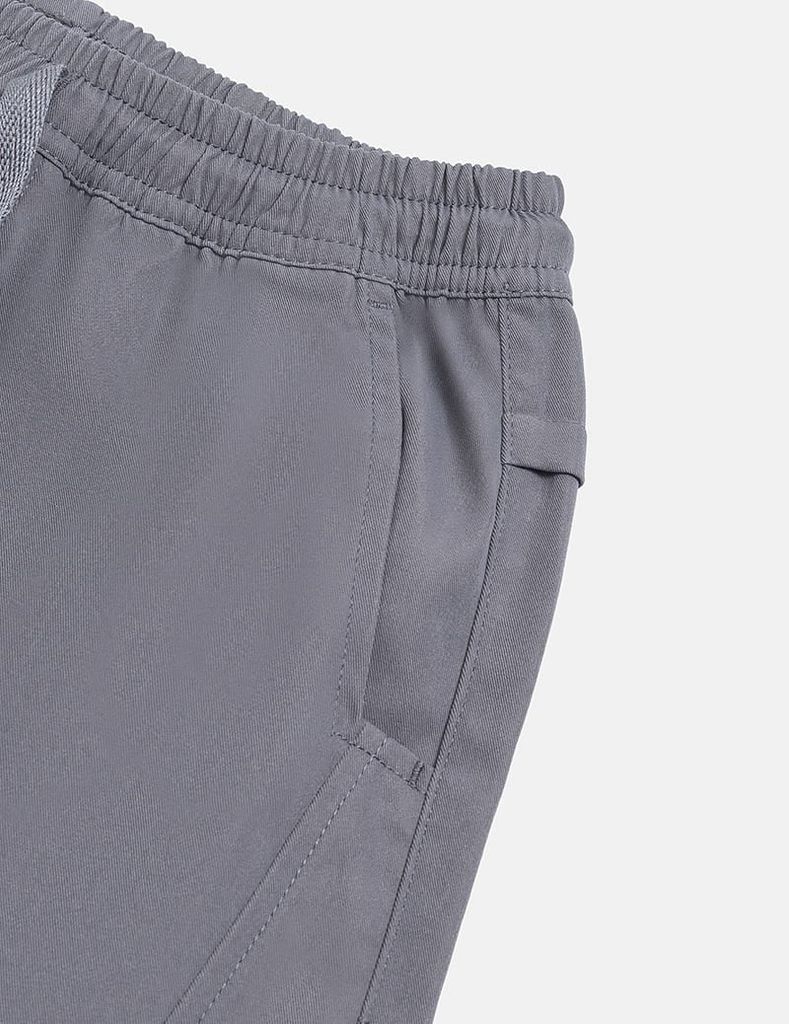 Quần khaki bé trai cạp chun bo gấu