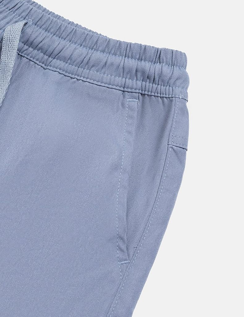 Quần khaki bé trai cạp chun mác in trang trí