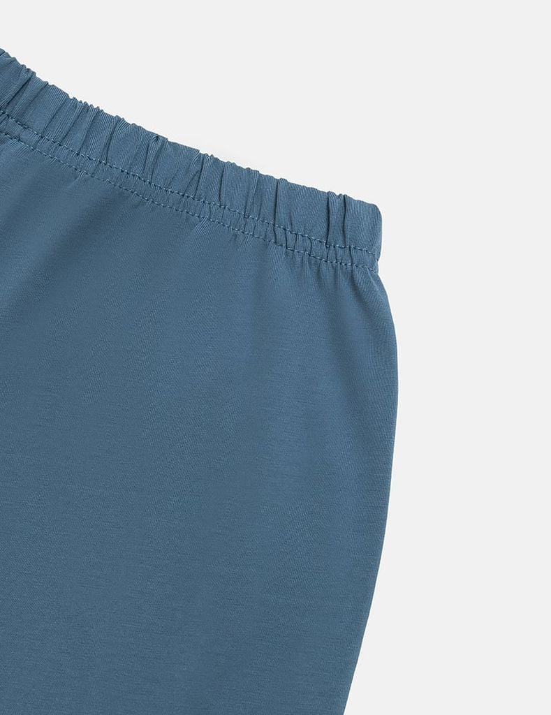 Quần short dệt kim bé trai