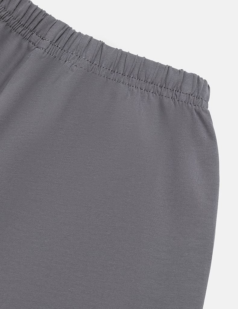 Quần short dệt kim bé trai