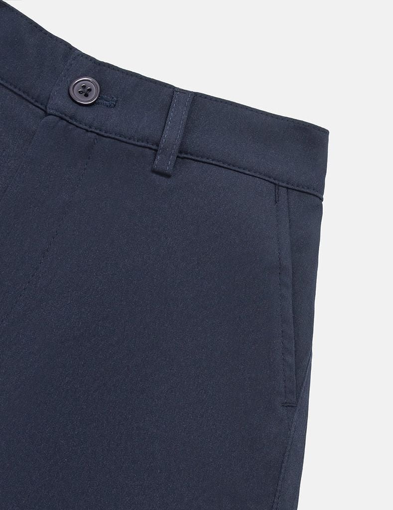 Quần short âu bé trai chun nửa vòng thân sau