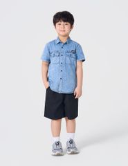 Áo sơ mi ngắn tay bé trai túi ốp thân trước