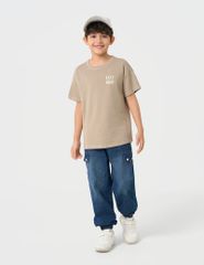 Áo T-shirt ngắn tay bé trai hình in trước ngực trái