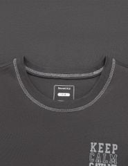 Áo T-shirt ngắn tay bé trai hình in trước ngực trái