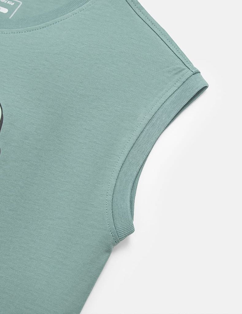 Áo sát nách bé trai hình in trước ngực