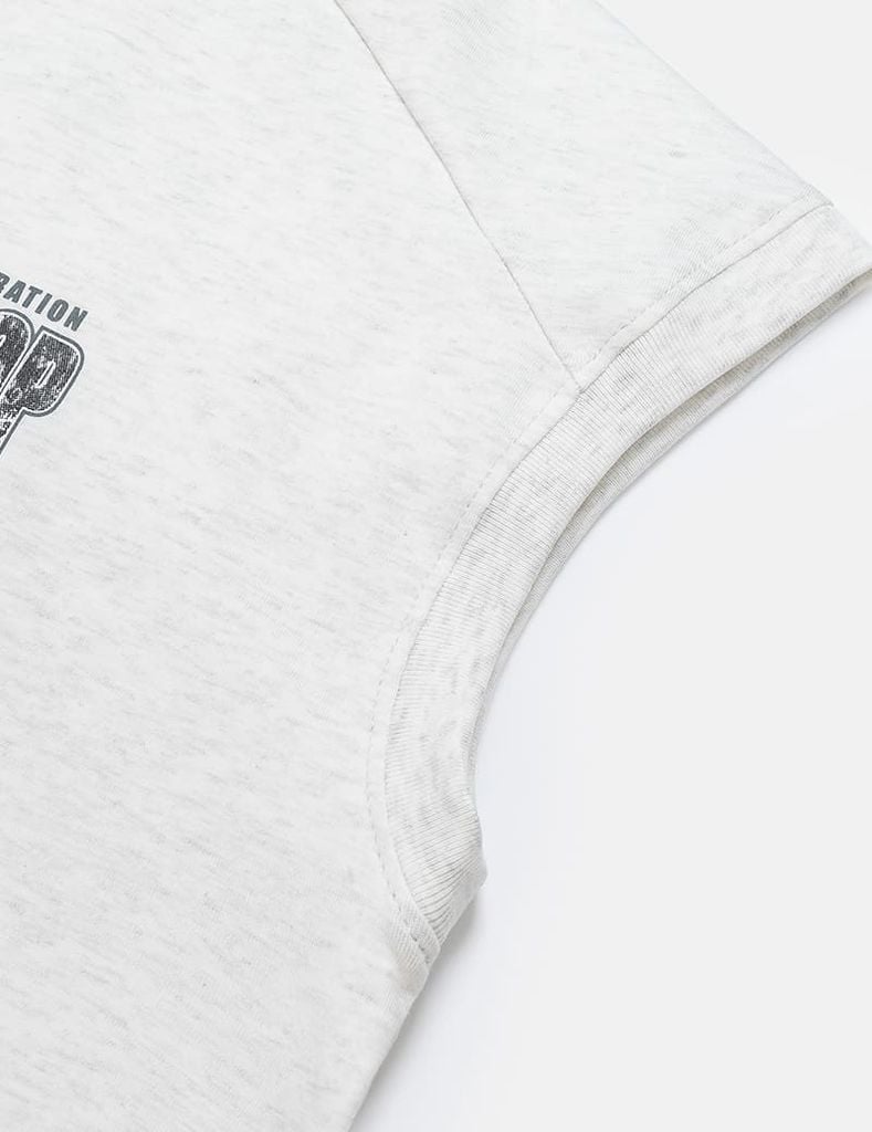 Áo sát nách bé trai hình in trước ngực