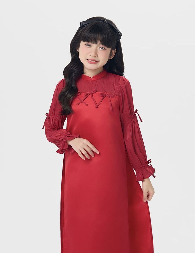 Áo dài bé gái phối tay cầu ngực