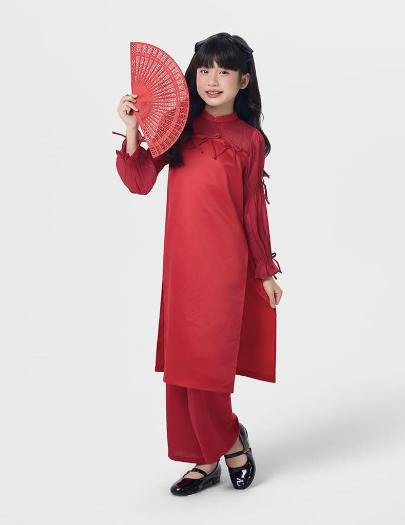 Áo dài bé gái phối tay cầu ngực