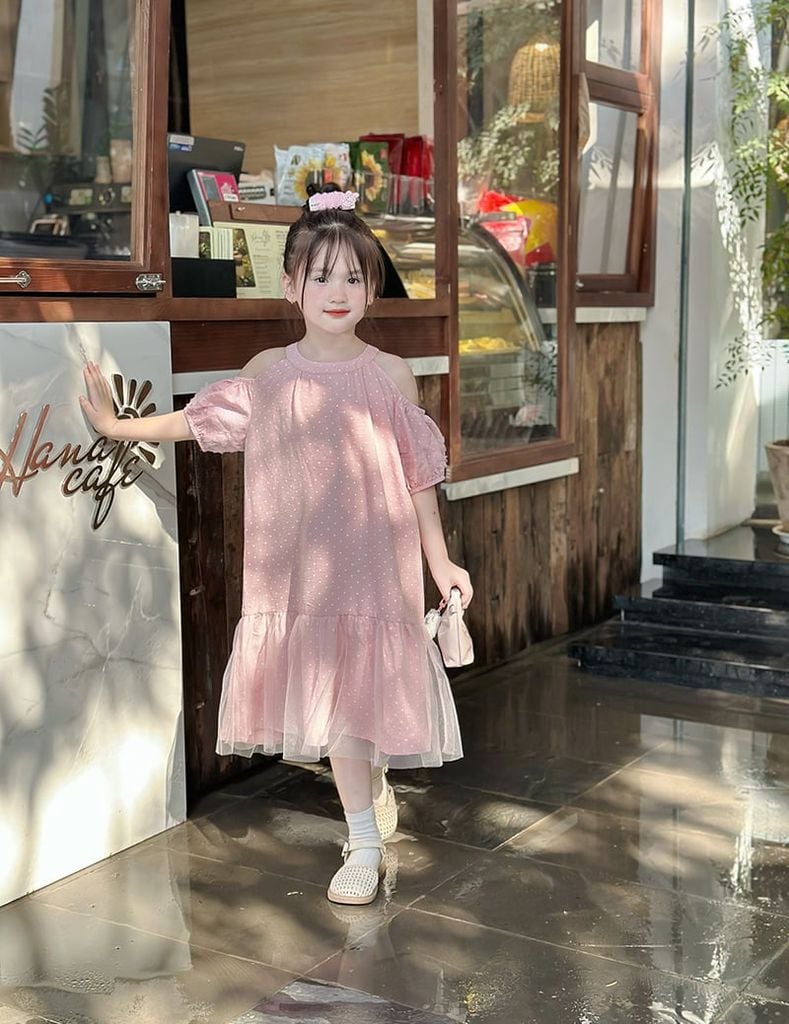 Váy liền dệt thoi bé gái