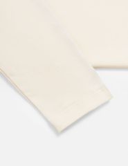 Áo thun dài tay bé gái cổ tròn hình in trước ngực