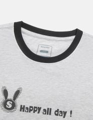 Áo thun dài tay bé gái cổ tròn hình in trước ngực