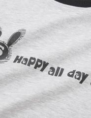 Áo thun dài tay bé gái cổ tròn hình in trước ngực