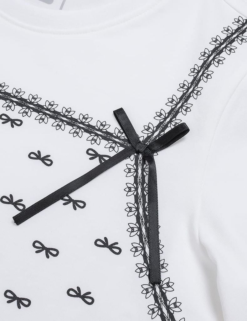 Áo thun dài tay cổ tròn bé gái hình in thân trước