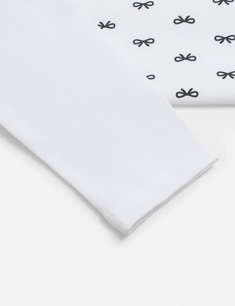 Áo thun dài tay cổ tròn bé gái hình in thân trước