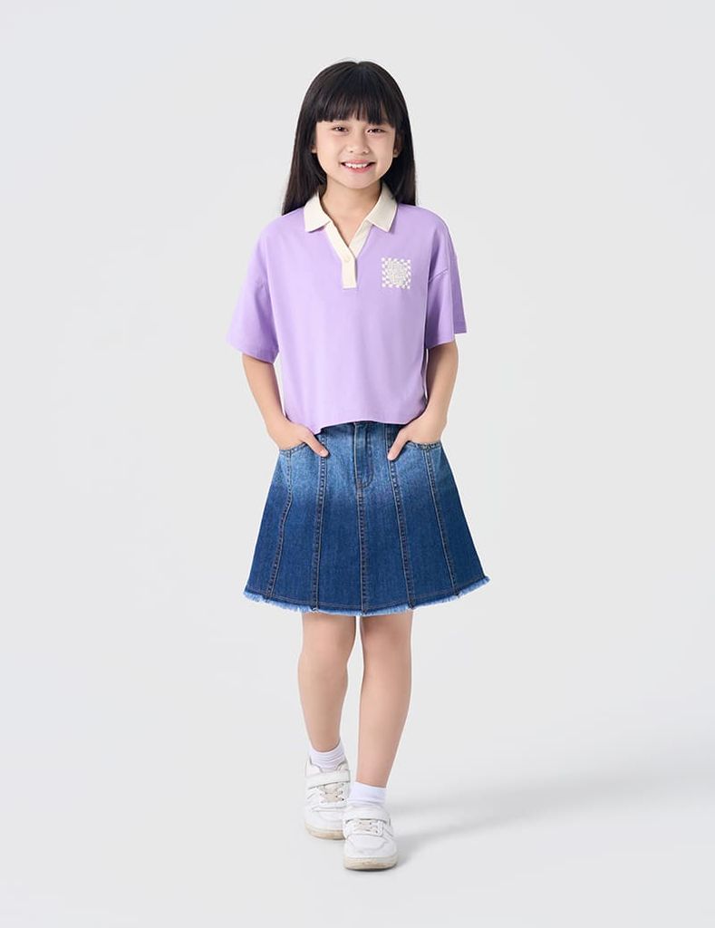 Áo polo ngắn tay bé gái phối cổ khác màu hình in trước ngực