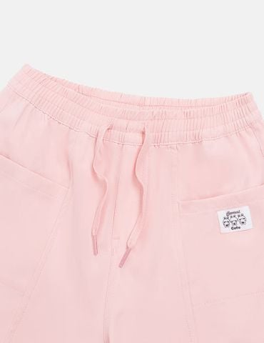 Quần khaki bé gái cạp chun bo gấu gắn mác trang trí