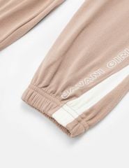 Quần nỉ bé gái phối gấu thân trước