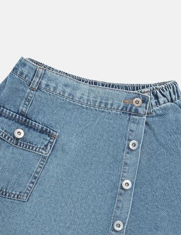Quần short jean bé gái cạp chun vạt lệch