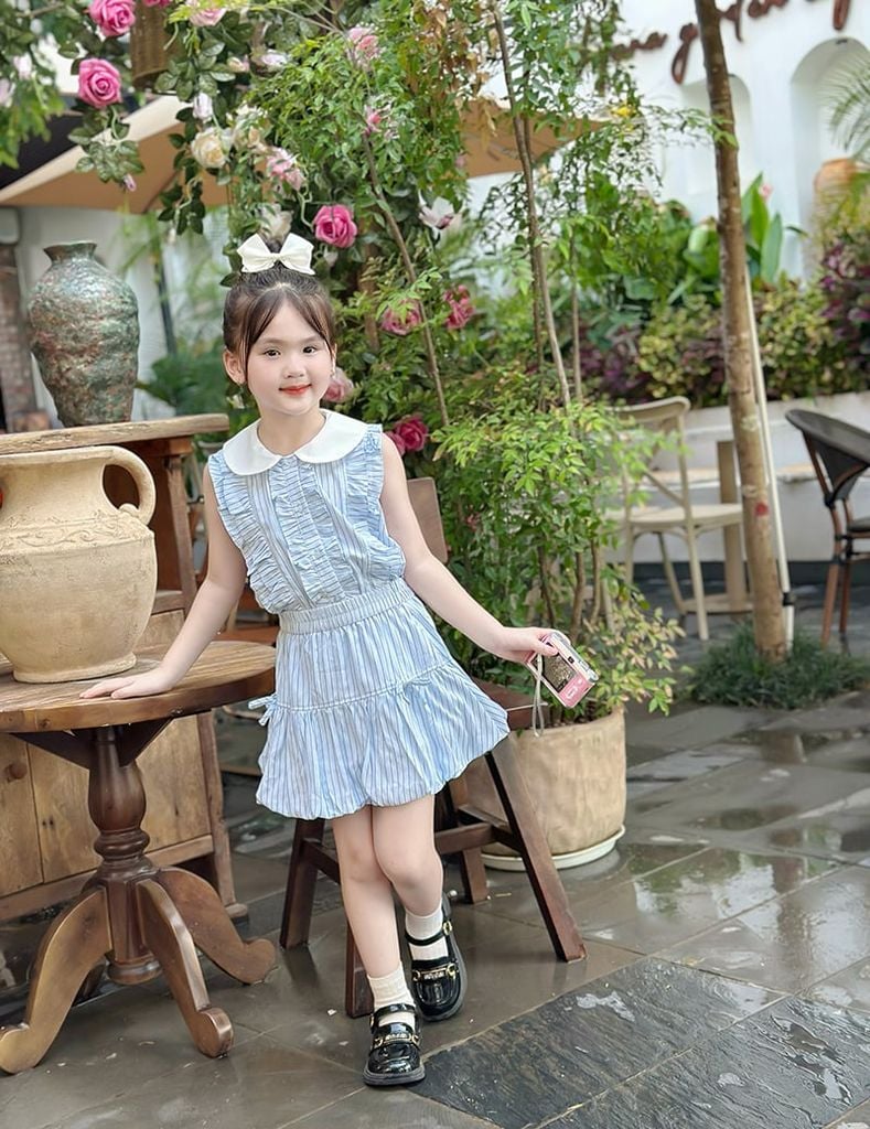 Chân váy kiểu bé gái