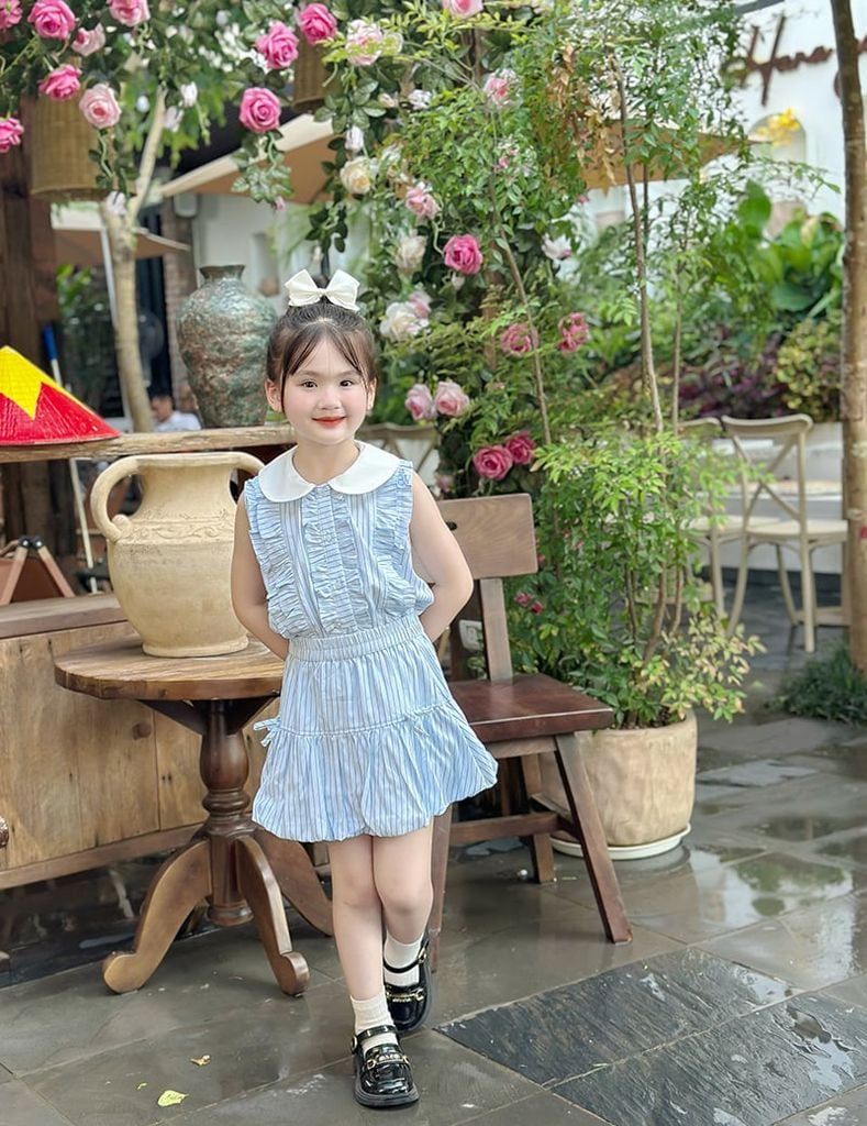 Áo sơ mi ngắn tay bé gái